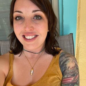 Meet your Posher, Valerie